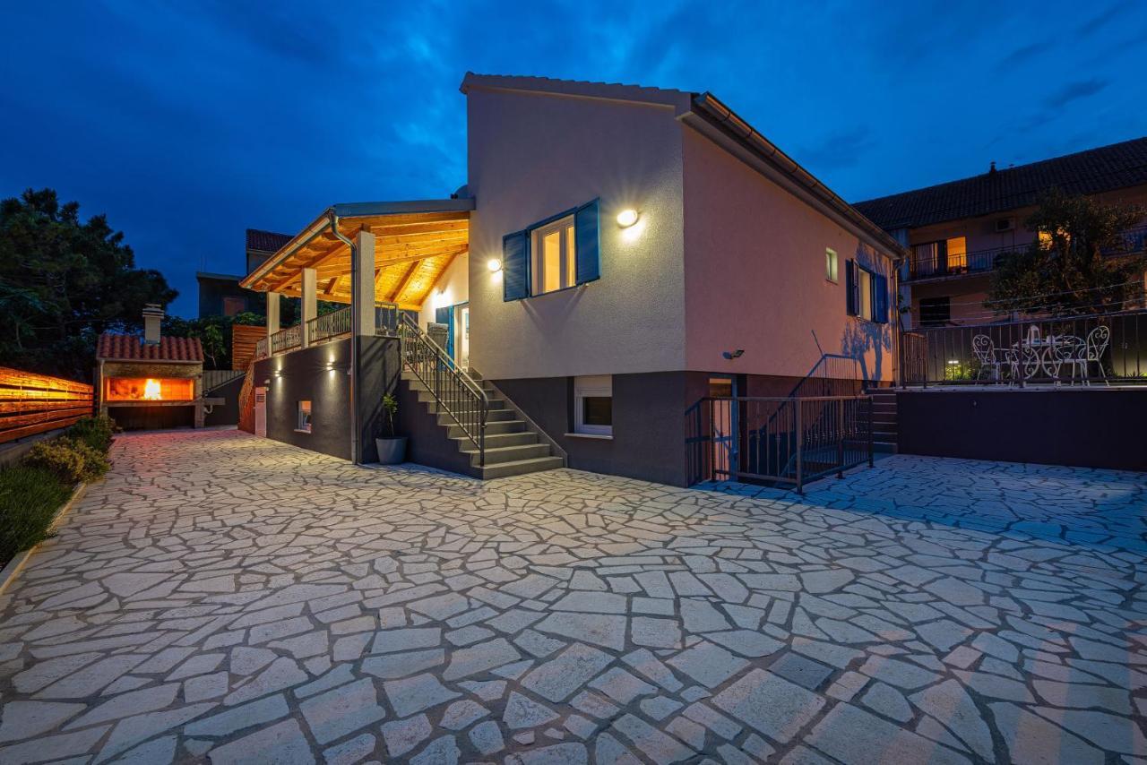Villa Nika Jasenice  Luaran gambar