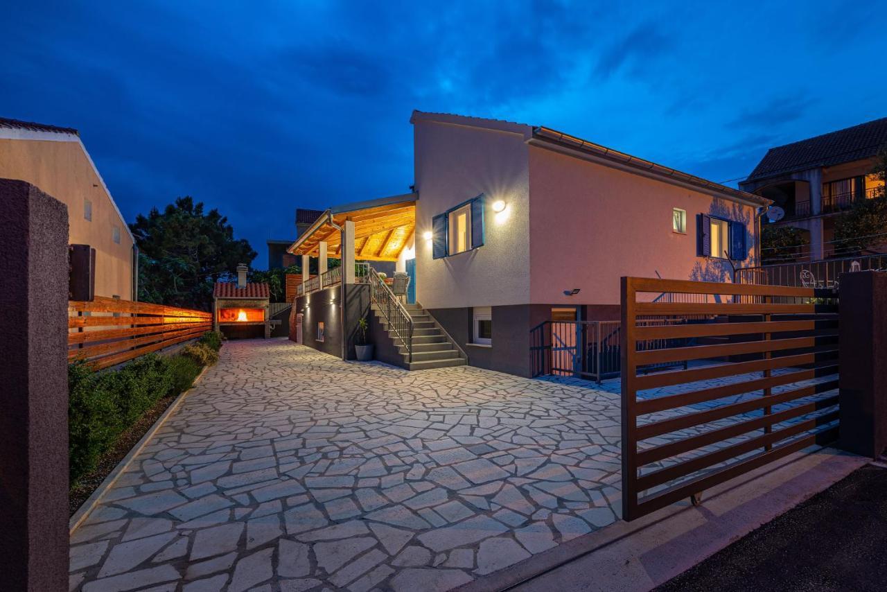 Villa Nika Jasenice  Luaran gambar